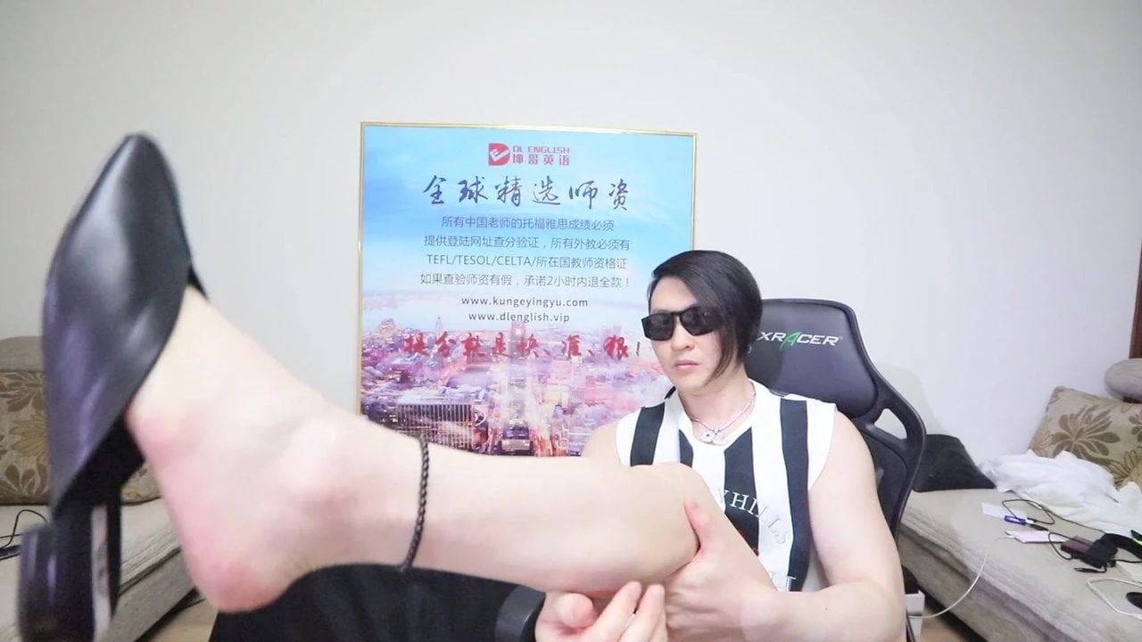 Cool Asian Guy Feet In Zara Slippers Sexy Red Soles