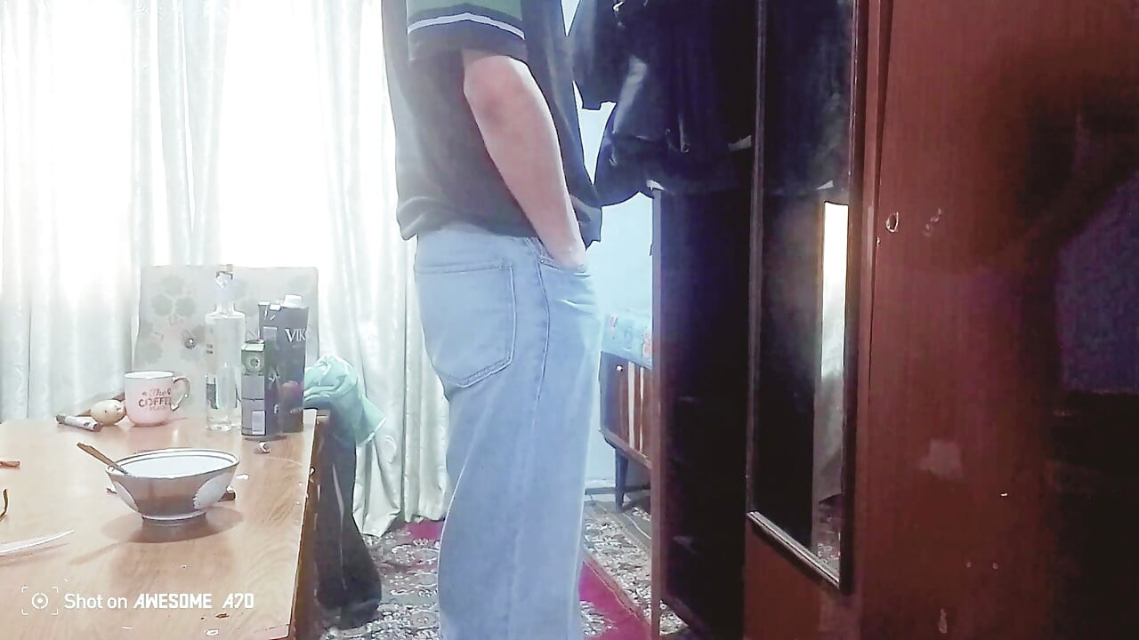 Hidde Camera (Guy Changing Clothes)