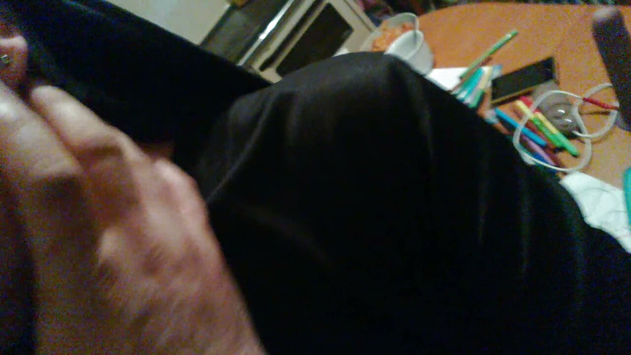 Homemade Sextape, wife on kitchen table
