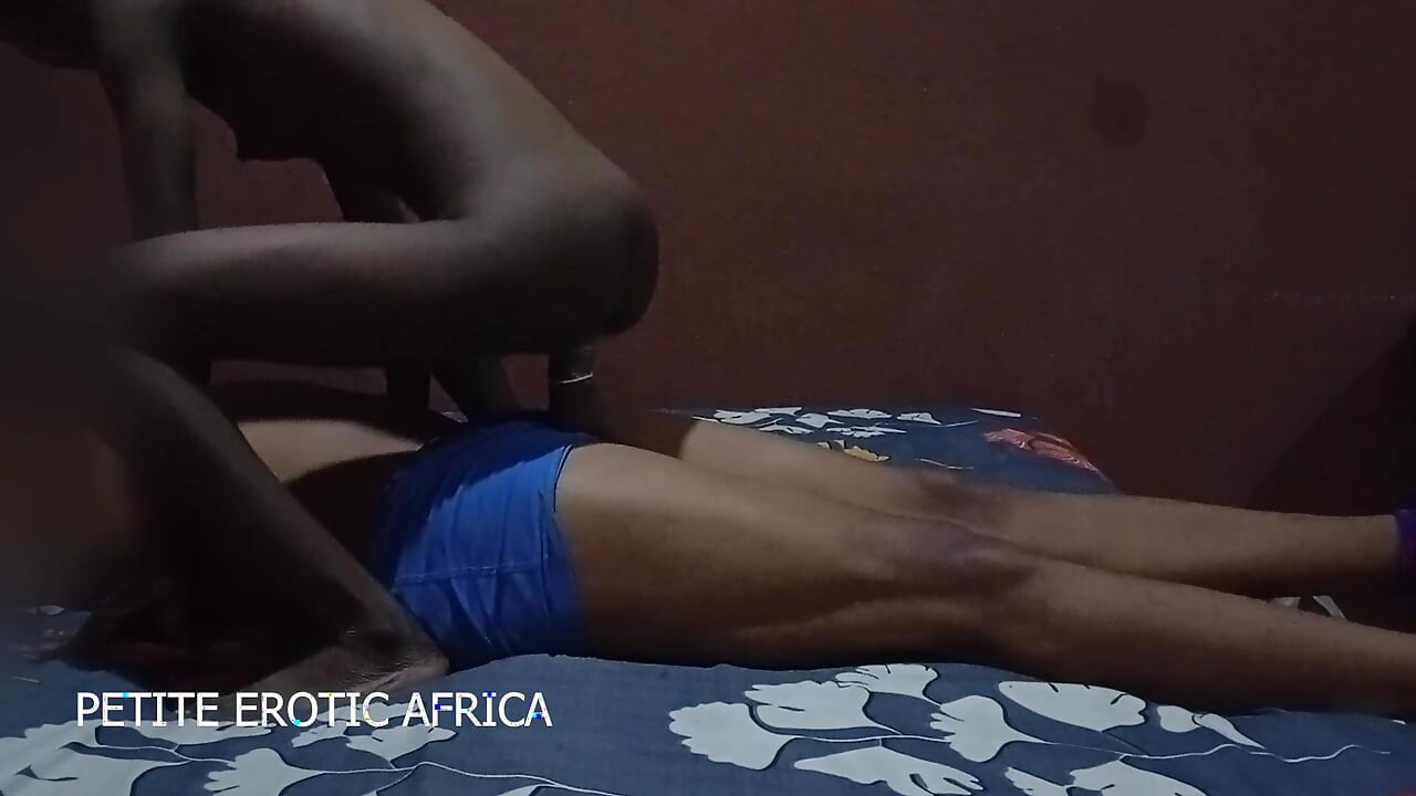 Fuckin African Teen Amira in Awkward Ways in a Hotel Room.mp4