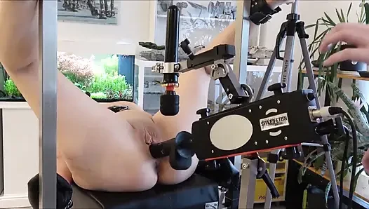 Wehrlos gefesselte reife sexsklavin benutzt und gefickt, bis ich in sie komme 1