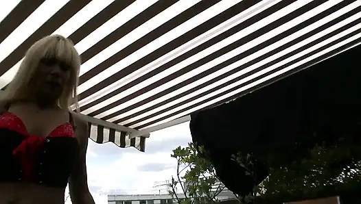 Harika vücutlu ve libidolu 60 yaşındaki sarışın 5066 1