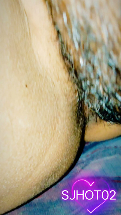 Indian girl ne jabrdasti boyfriend ko apni chut chatwai chut ka pani pilaya | Clip 1