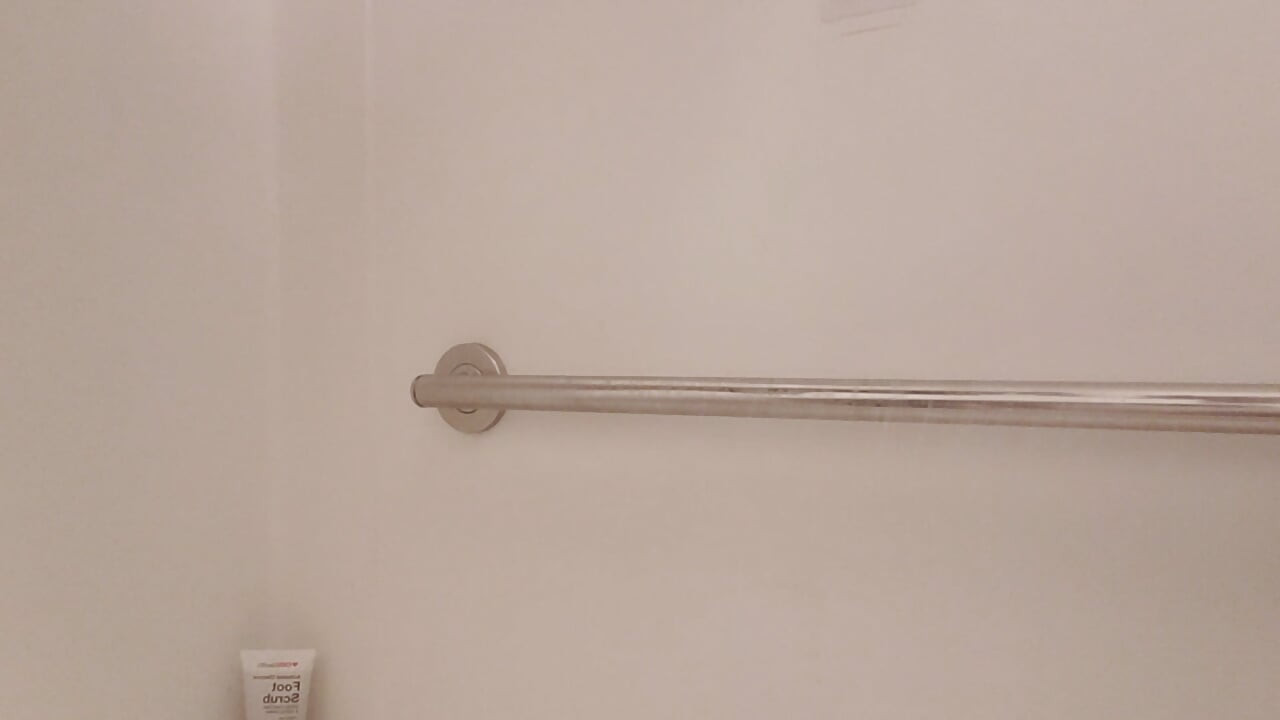Watch me cum in the shower