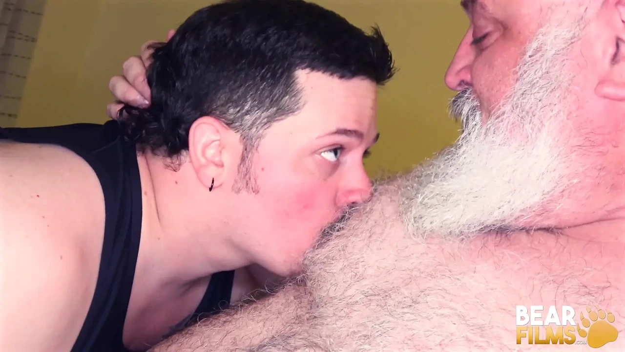 Bearfilms Chubby Bear Cliff Boyd Fucked by Jackson Boyd