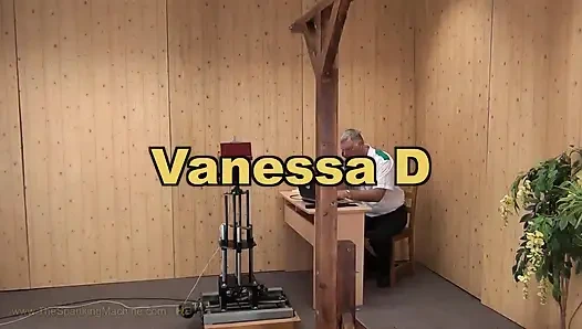 Mesin tamparan vanessa - cambuk punggung telanjang