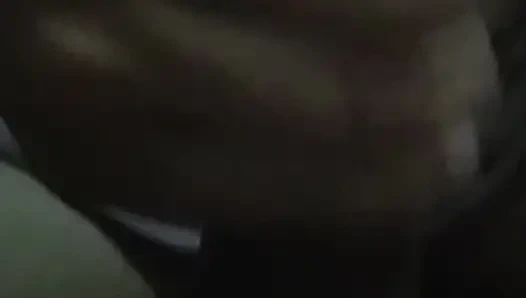 Angel versucht, nachbarn zu verführen, um zu betrügen