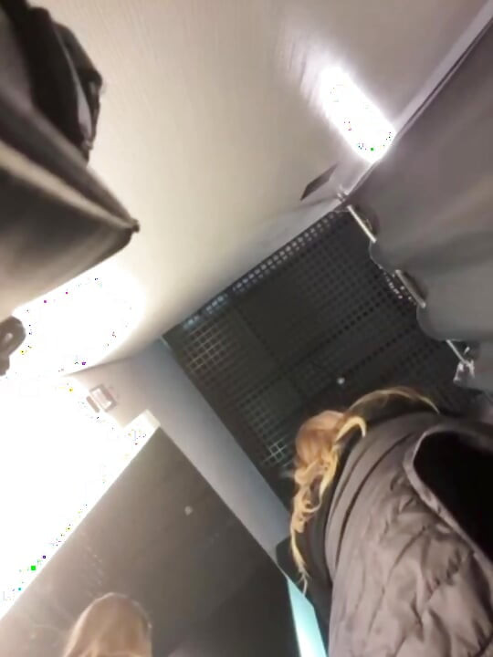 Öffentliches ficken in der umkleidekabine Jucielussie