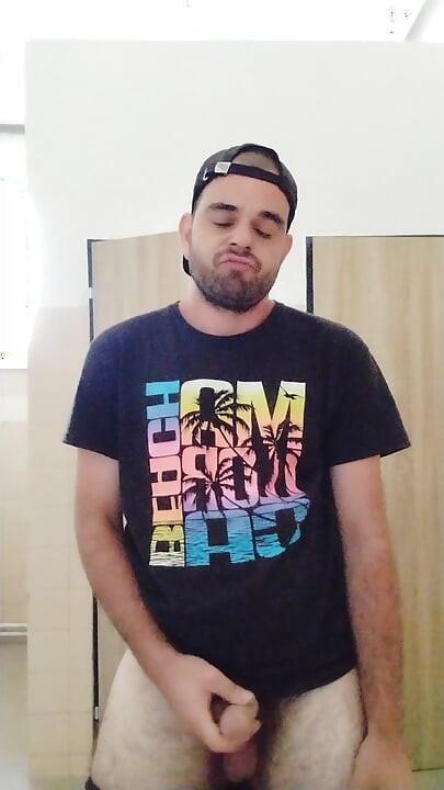 Svrši na poslu na WC-u