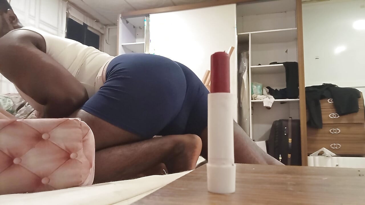My aunt's stepdaughter was crazy about eating my pussy But there was no time so I felt like practicing a little.