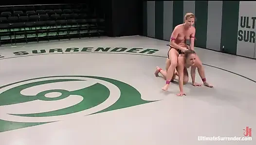Ariel X the Assassin Vs Kirra Lynne the Pit Bull