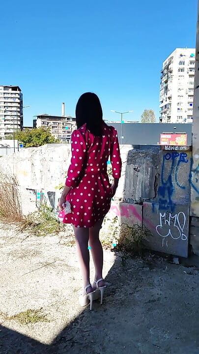 ทาส Tih Paw และดูดลึก