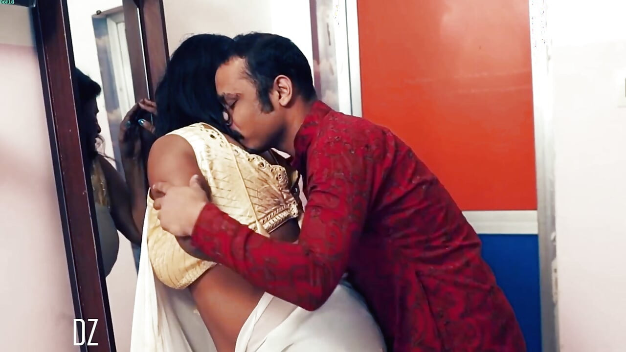 Newly Married Wife Fucked After Bath by Her Dewar Raw Hindi Audio