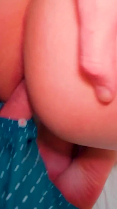 Epic moment from "Compilation of mega cumshots with hot milf stepmom creampies."