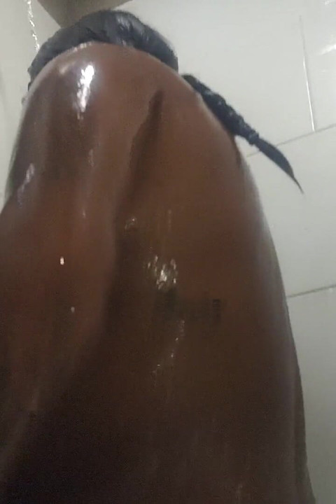 Shower Show Lil Latina Bts