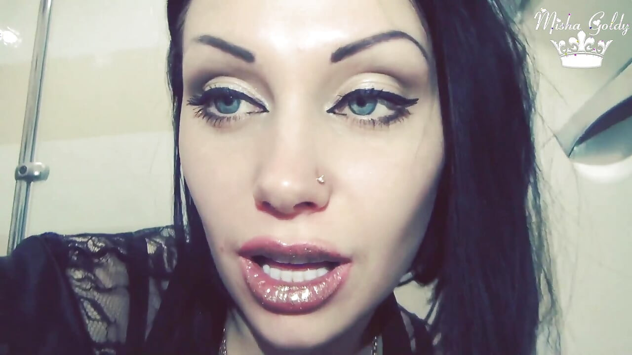 Golden lips