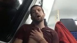 Masturbação no trem