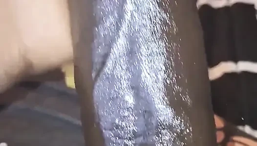 Büyük zenci okşuyor