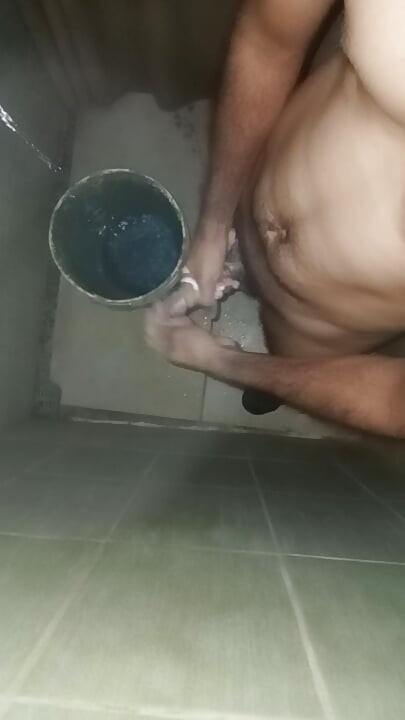 Slim guy takes his shower to masturbate