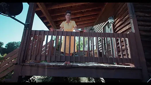 Seksi ateşli olgun orta yaşlı seksi kadın autumn j cooper papaz kocasının sürülerinin genç bir üyesini baştan çıkarıyor - papaz evli kadın