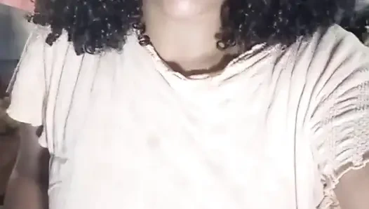 Hot mommy back in the hornyness