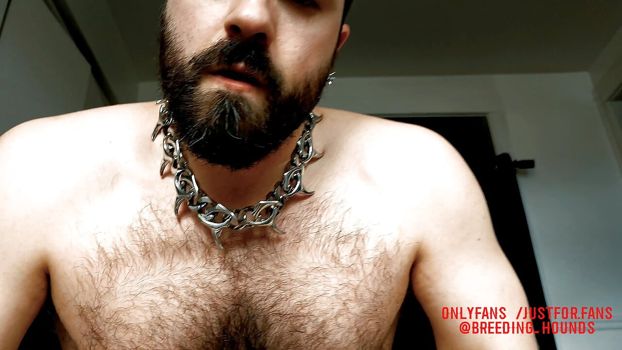 Bearded daddy breeding bareback his straight tattooed roomate hairy warm asshole like a horse.