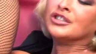 Świetna masturbacja blondynki