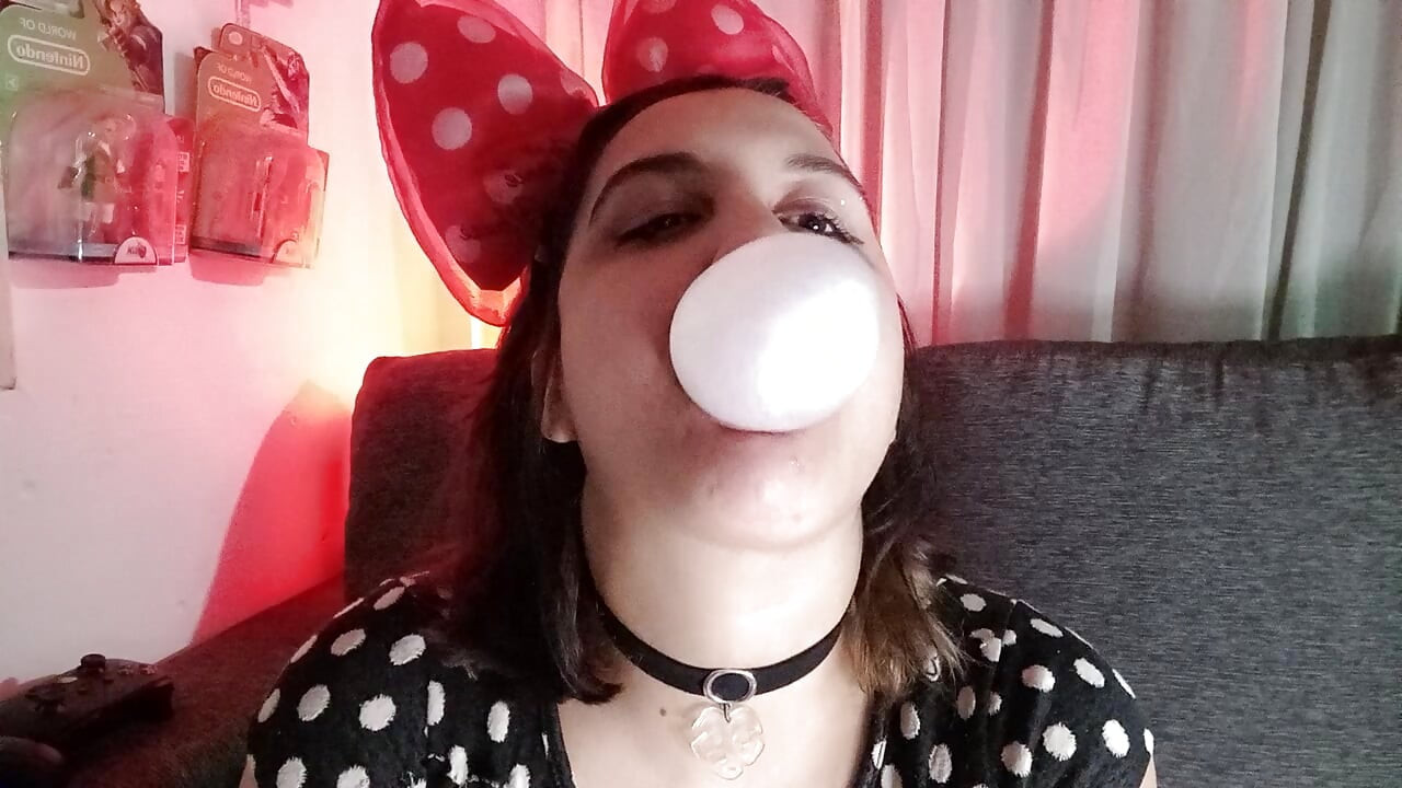 Κάνοντας ένα χάος τσιχλόφουσκας - Στολή Minnie - Bunny Looner