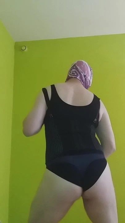 Bi Fuck Slut Dance Jerk