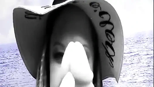 Лагерь сисси бойка, день 1