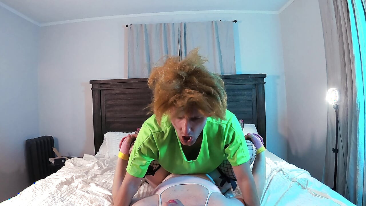 Shaggy Giving His Baggie to a Baddie