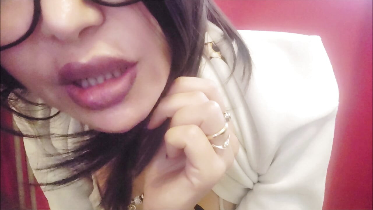 Ibu tiri yang penghujat memakimu gara-gara dientot habis-habisan