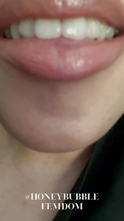 Γυμνό φετίχ χειλιών με Lipgloss, λατρεία χειλιών, αφέντρα