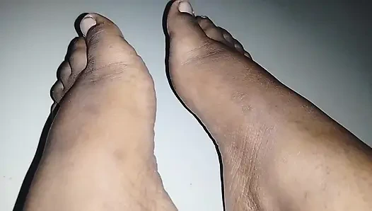 Siz güzel ayak sevenlerin eğlenmesi için en son videolarımın bir derlemesi.