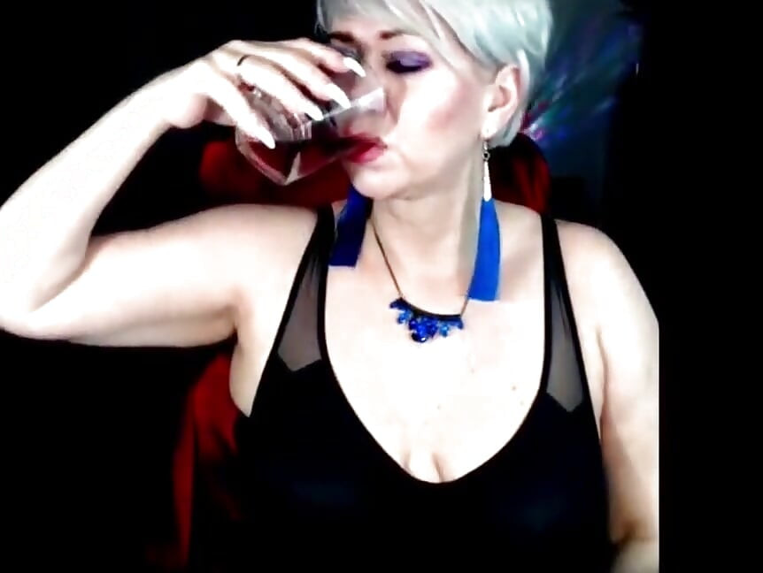 My Wife Is a Cool Webcam Slut-12 Wild MILF Dancing with Naked Big Tits