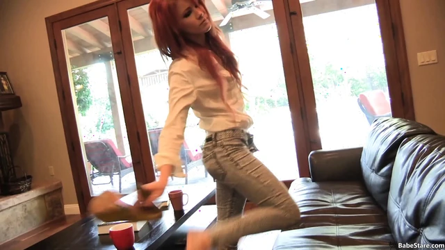 Two girls get on it with some masturbation and fisting