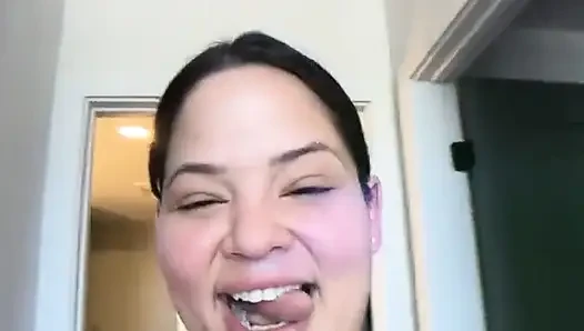 Live Stream with Dani Valentina