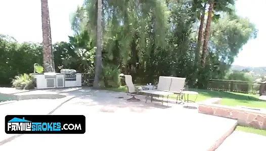 Busty MILF Stepmom Britney Amber Gets Creampie From Hung Stepson