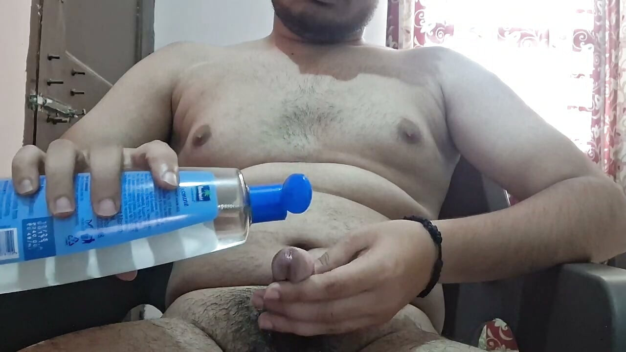 Foda com óleo e punheta bruta