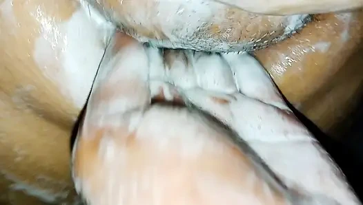 Desi girls bathing saxy beautiful video 😜