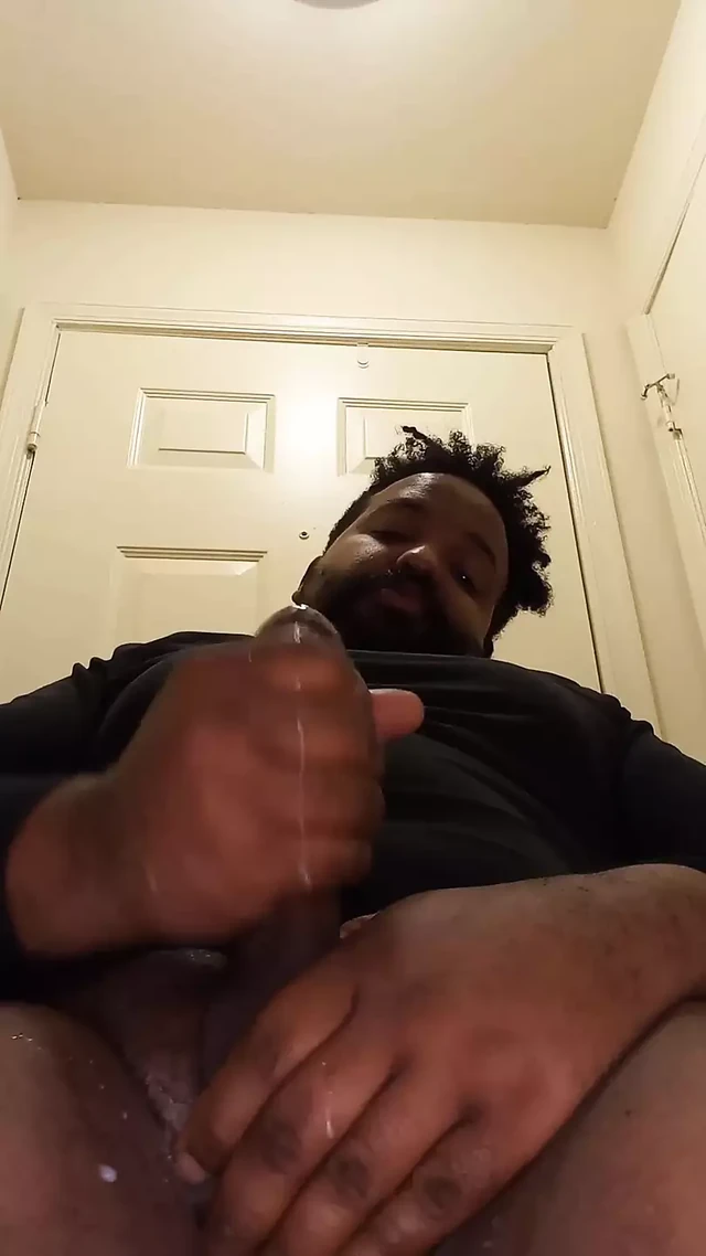 Daddy Dances, Beats his Dick and Shoots a Loaf