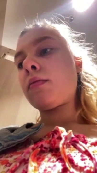 Fucking in the changing room | Clip 1