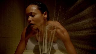 Thandie Newton - ''Rogue'' s1e-1