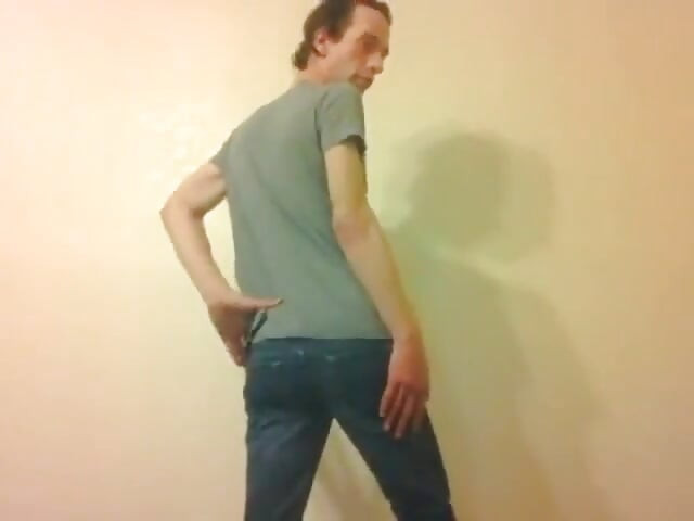 Transgirl probando ropa que ya no poseo (sin audio / sin sonido)