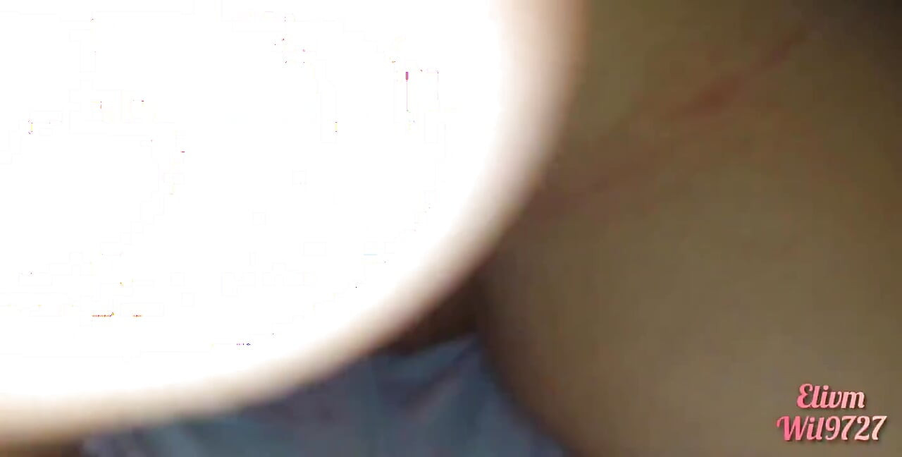 Homemade - rekaman seks adik tiriku di ranjang kami ngelakuin apa aja di bawah seprai.