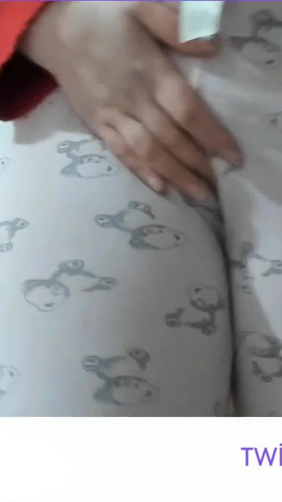 CAMELTOE- MASTURBATE WITH PAJAMAS- BIG ASS- RUBBING PUSSY WITH PAJAMAS | Clip 3