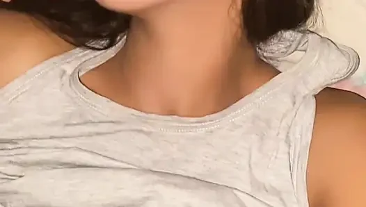 Pinay Ate Nagpatira Sa Pinsan nya!!