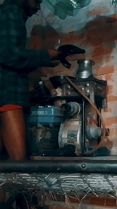 Must-share moment from "Dirty boy banging in the machine and the sound of the tabla coming out"