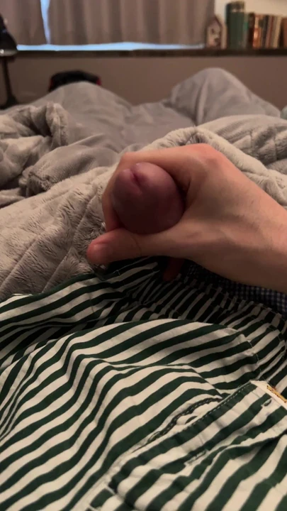 wanking: huge cumshot on boxershorts.