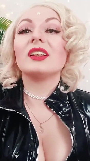 Kultowy moment z "Czy chcesz być maminsynek? Pierwszy raz w życiu? Ok, oglądaj"